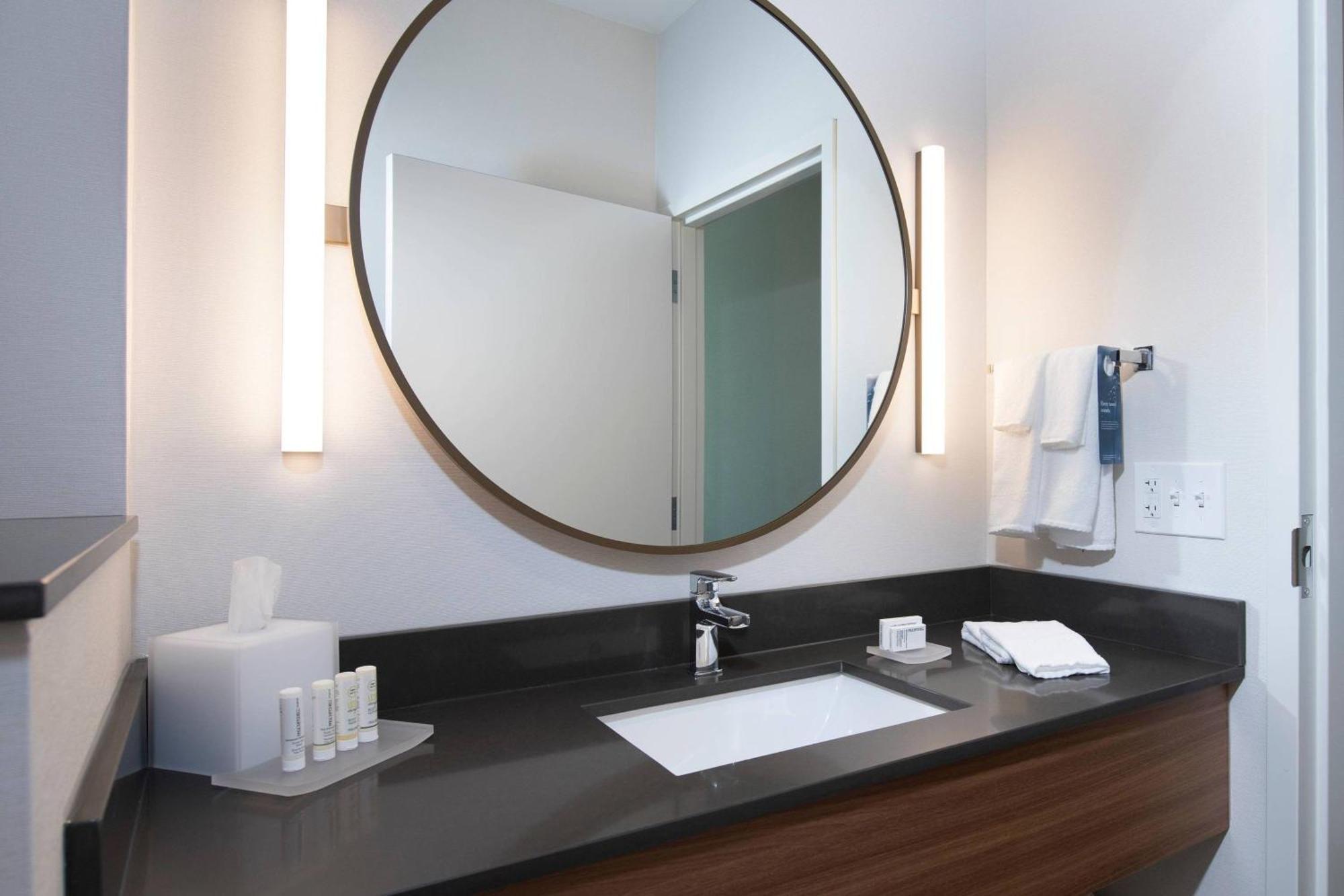 Fairfield Inn & Suites By Marriott Dayton North Murlin Heights Экстерьер фото